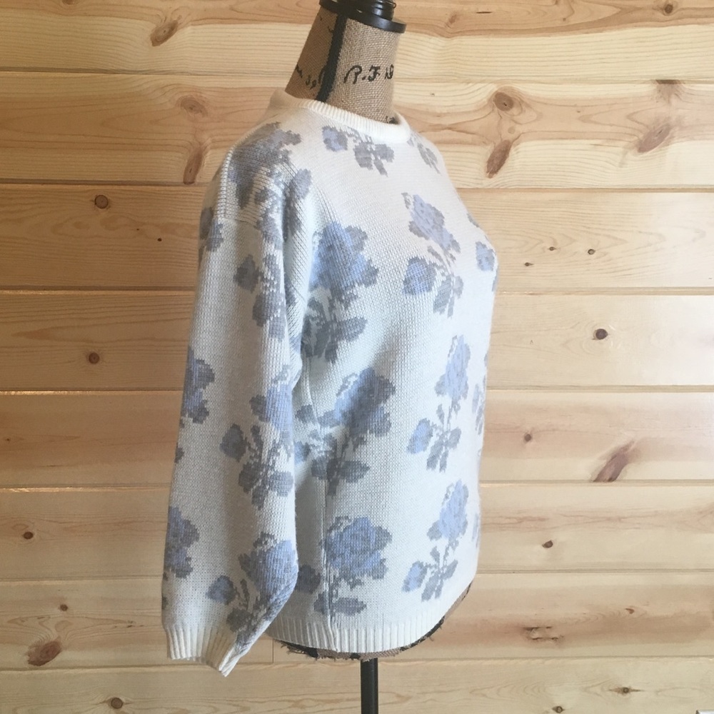 Vintage 90's Cabbage Rose Sweater Medium - Picture 3 of 6